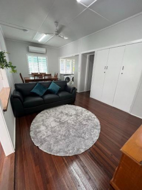 Essex Court - Beach House Motel, Townsville